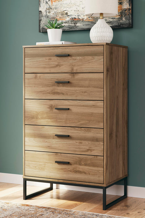 Deanlow Chest of Drawers - Pierce Furniture Gallery
