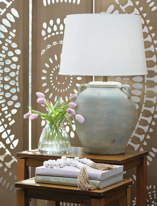 Shawburg Lamp Set - Pierce Furniture Gallery