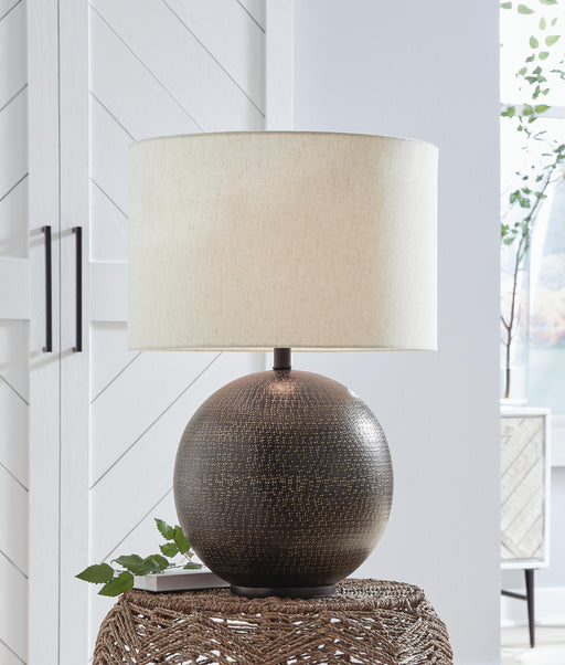 Hambell Lamp Set - Pierce Furniture Gallery