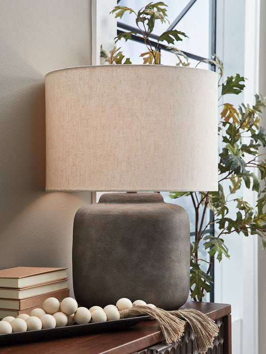 Zandophen Table Lamp - Pierce Furniture Gallery