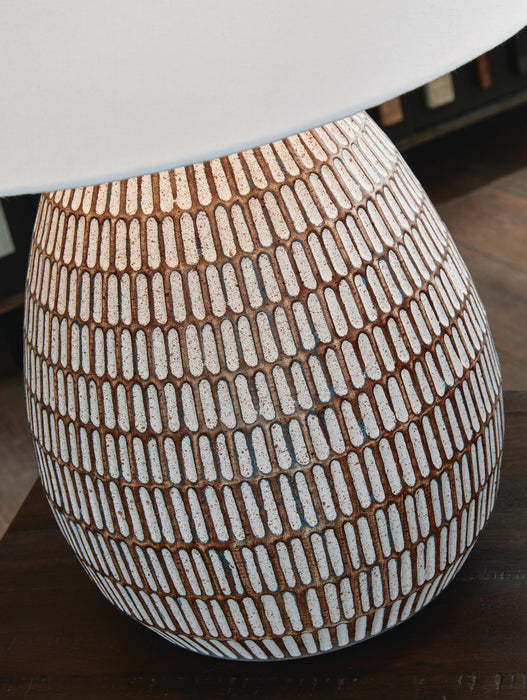 Darrich Table Lamp - Pierce Furniture Gallery