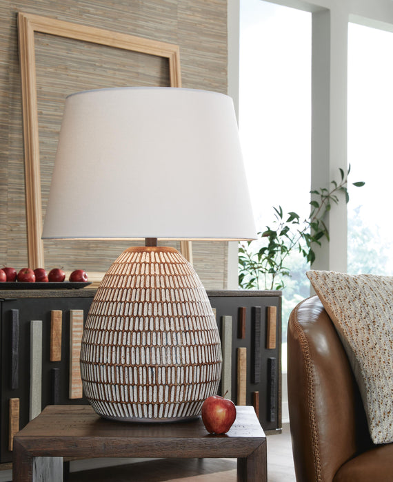 Darrich Table Lamp - Pierce Furniture Gallery