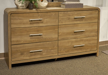 Gramburg Dresser - Pierce Furniture Gallery