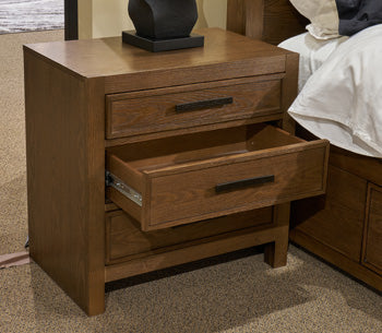 Dacylyn Nightstand - Pierce Furniture Gallery