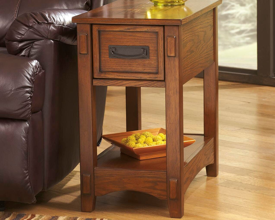 Breegin Chairside End Table - Pierce Furniture Gallery