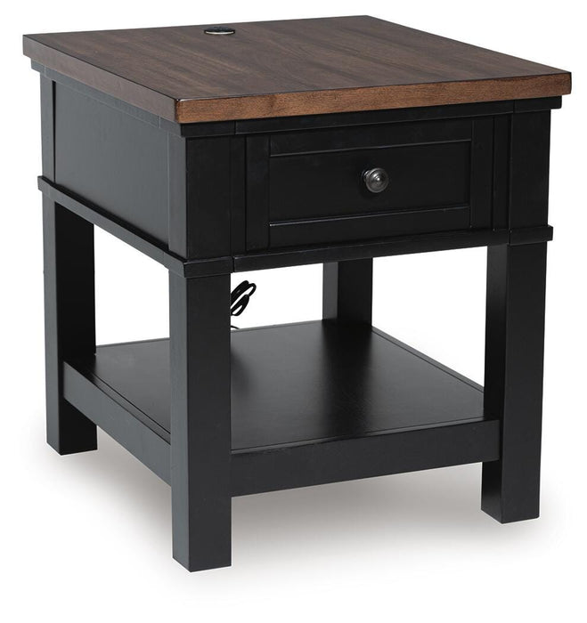 Wildenauer End Table - Pierce Furniture Gallery