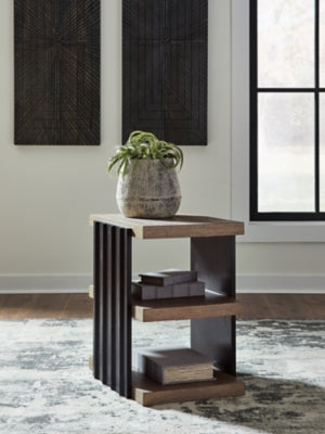 Rylandyn End Table - Pierce Furniture Gallery