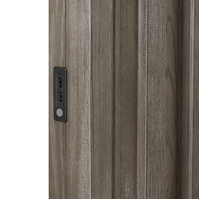 Kings Court Storage Bedroom Set